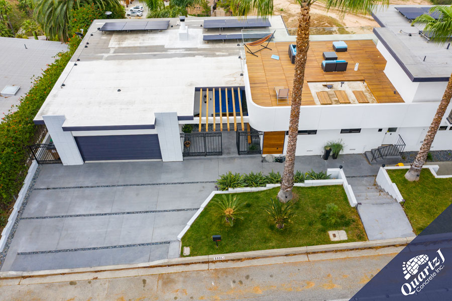 Driveway & Rock stripes