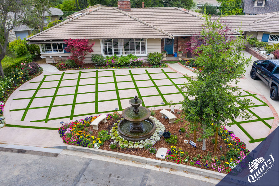 Squares & Stripes Driveway