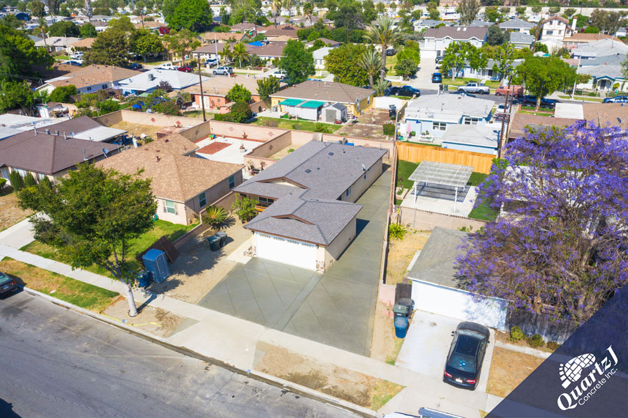 Driveway in Bellflower
